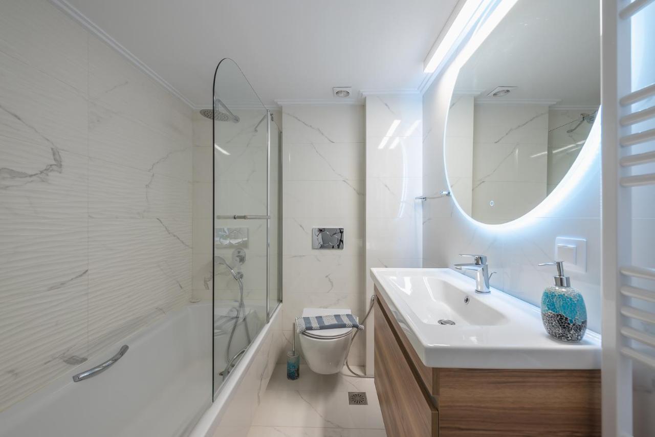 The Luxury Suite By Cloudkeys เอเธนส์ ภายนอก รูปภาพ